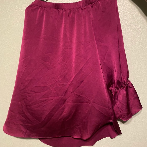 Magenta 3/4 sleeve top from DKNY - Picture 3 of 3